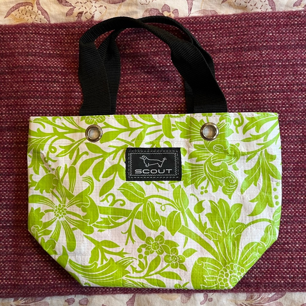 Adorable bright small SCOUT handbag